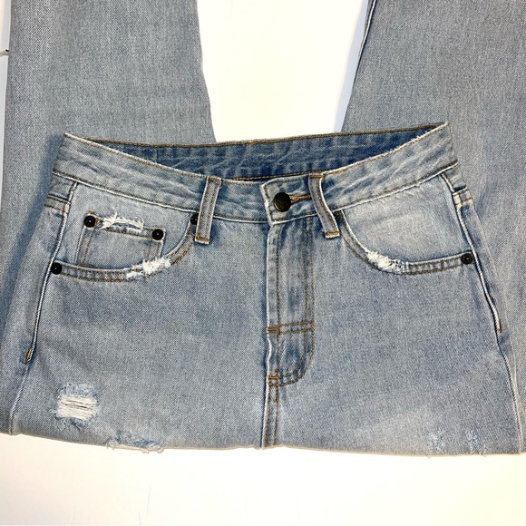 The People Vs Distressed High Rise Cropped Jeans Sz 8 - Picture 3 of 14